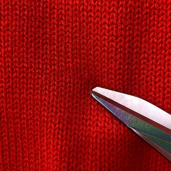 Vintage Red Chunky Cable Knit Distressed Grandpa Sweater Size Large - Picture 12 of 13